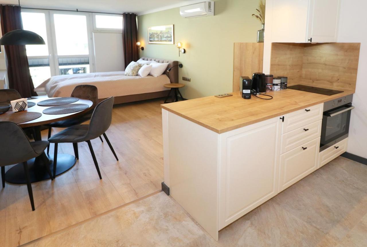 Falcon Apartment Center 3 Krolewska Varšava Exteriér fotografie