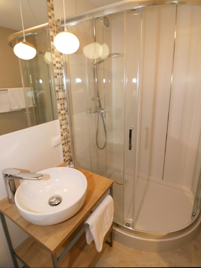 Falcon Apartment Center 3 Krolewska Varšava Exteriér fotografie